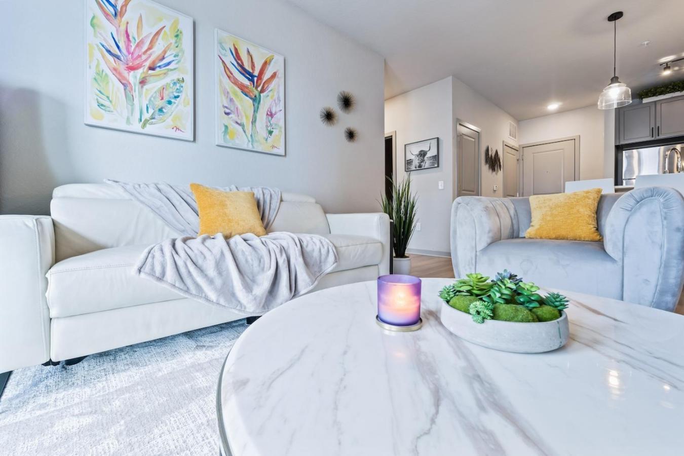 Ferienwohnung Tropicana Field 2 Bed In Dwtwn With Free Parking Sankt Petersburg Exterior foto
