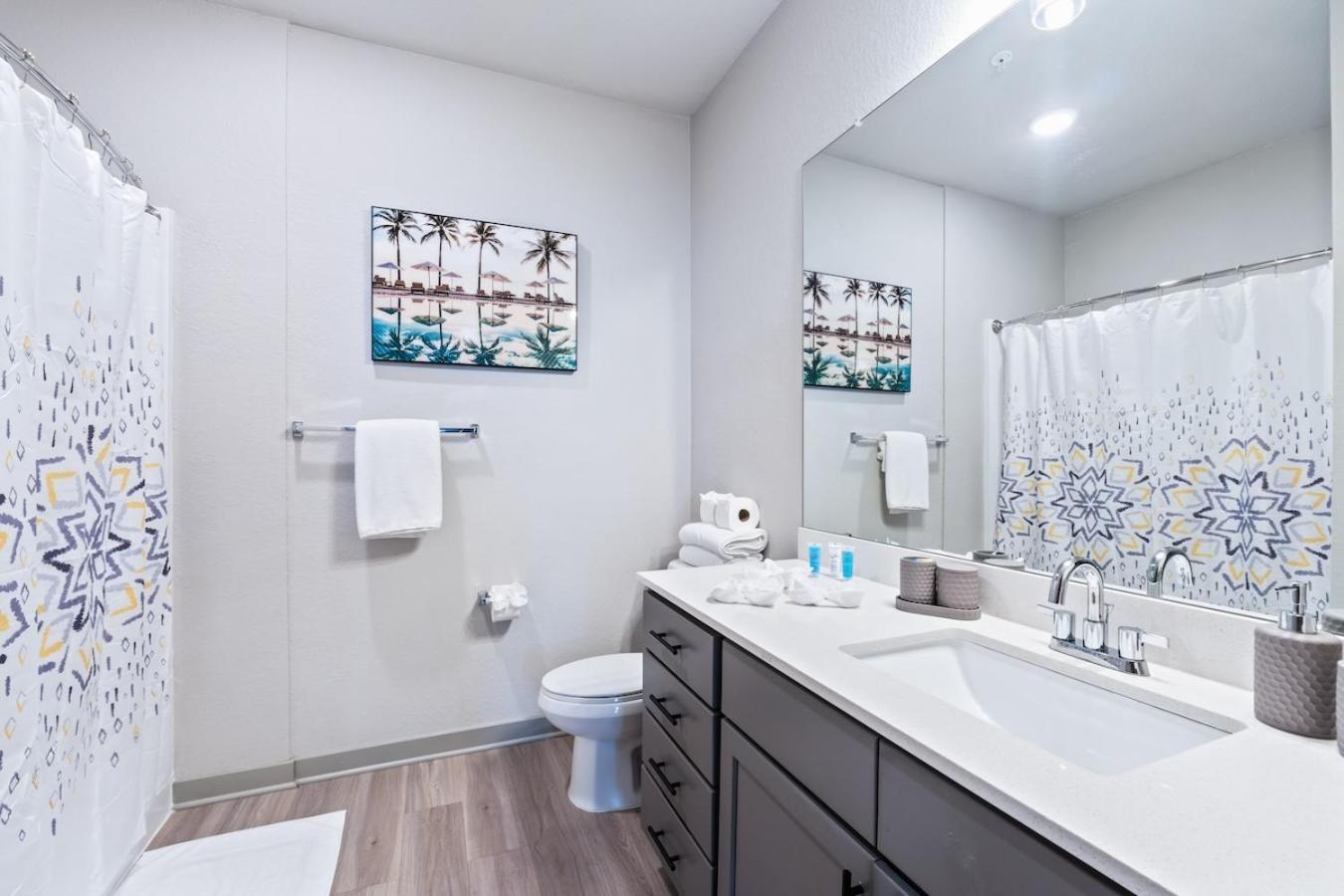 Ferienwohnung Tropicana Field 2 Bed In Dwtwn With Free Parking Sankt Petersburg Exterior foto
